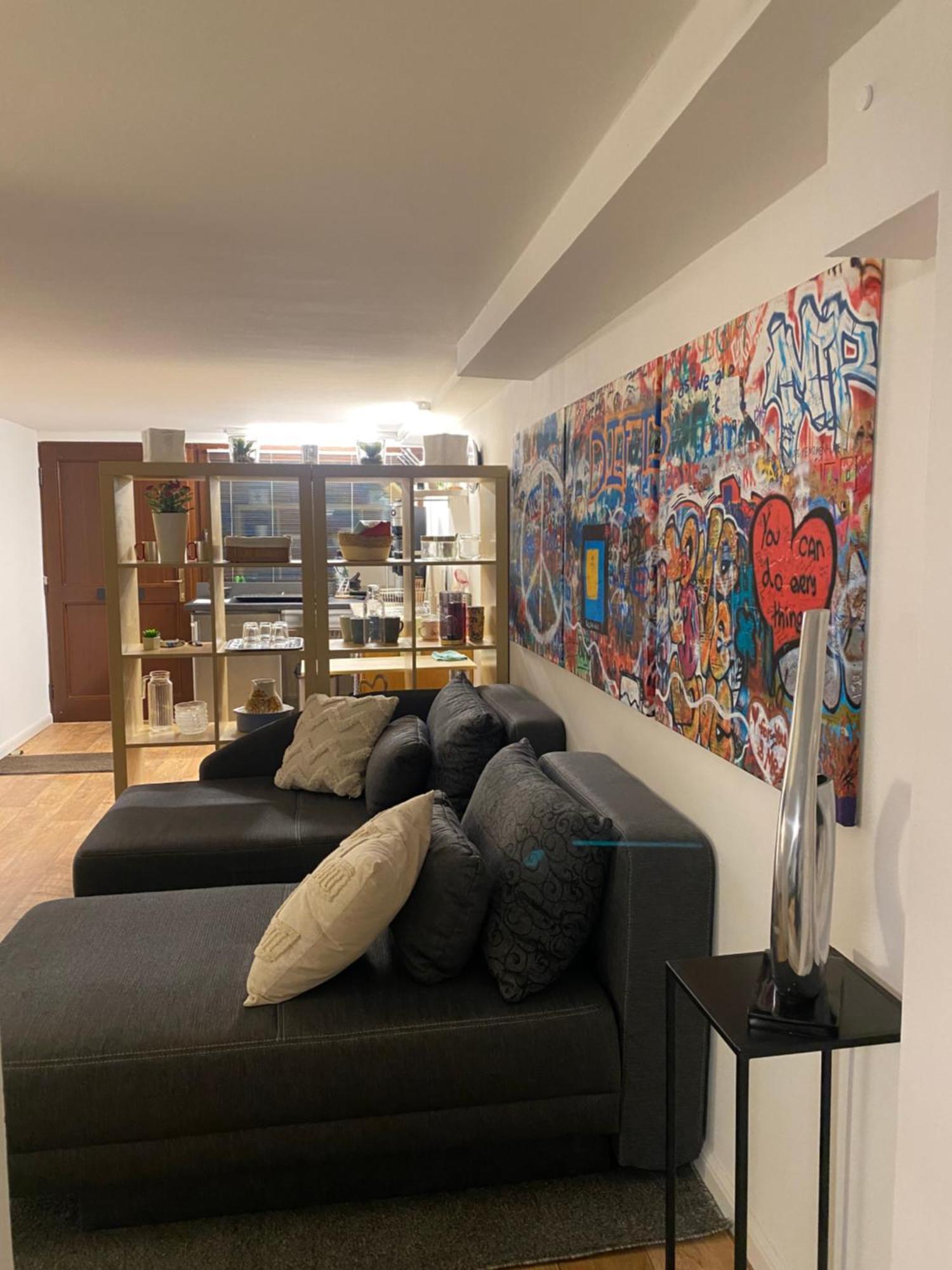 Xanten Basement Suite Bagian luar foto
